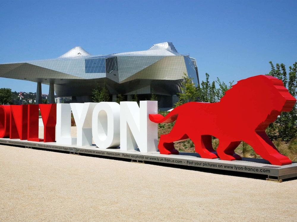 Ibis Lyon Gerland Musee Des Confluences Εξωτερικό φωτογραφία